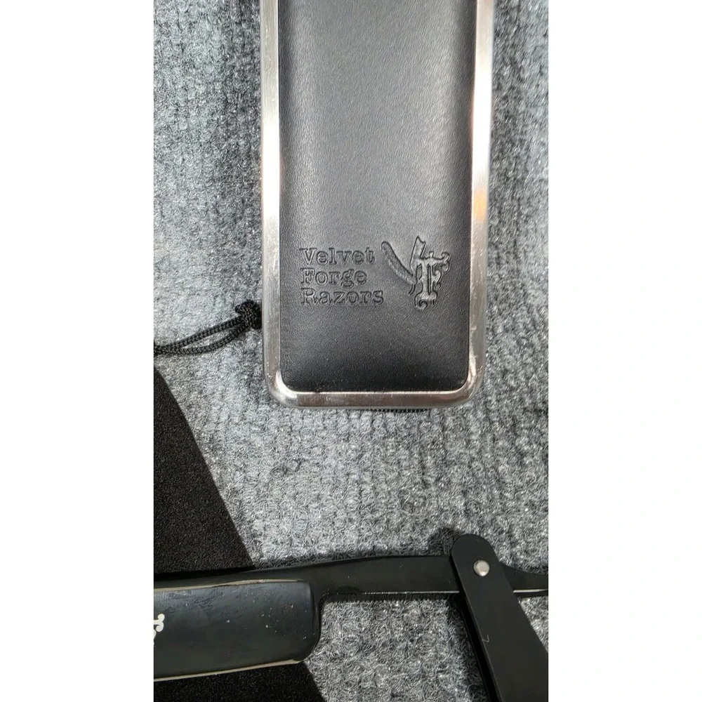 Velvet Forge Razors Straight Razor Black Folding‎ Shavette w/ Case & Pouch